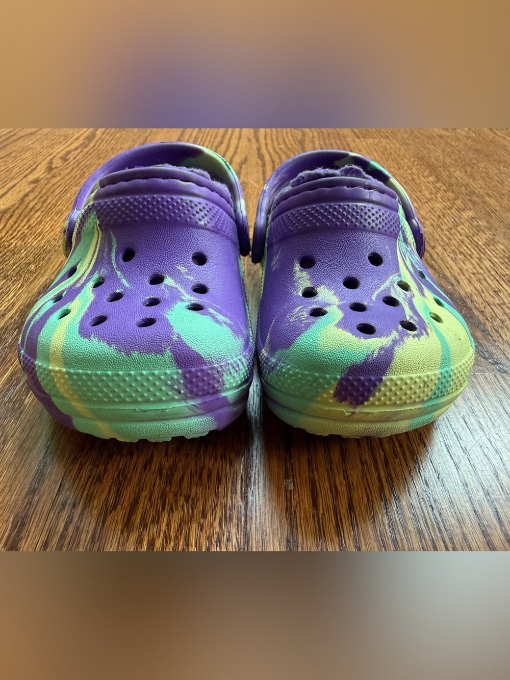 CROCS Fleece-Lined Clogs in Purple and Mint Swirl C5 - Picture 3 of 8